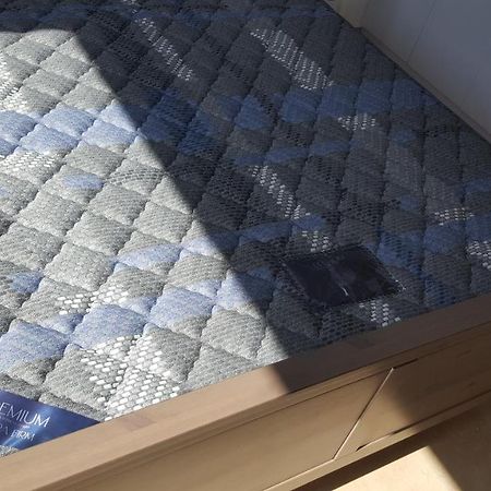 Room Near Sheba Medical Center, And Bar Ilan, And Tlv Airport Qiryat Ono Exterior photo