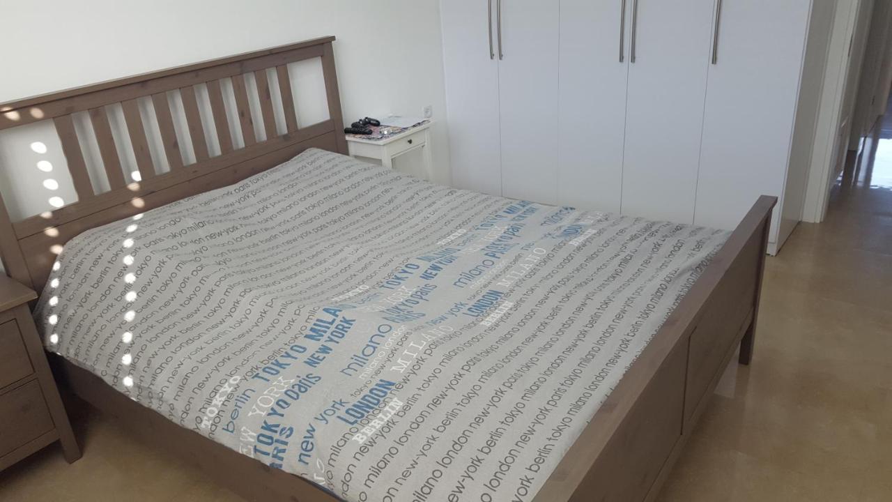 Room Near Sheba Medical Center, And Bar Ilan, And Tlv Airport Qiryat Ono Exterior photo